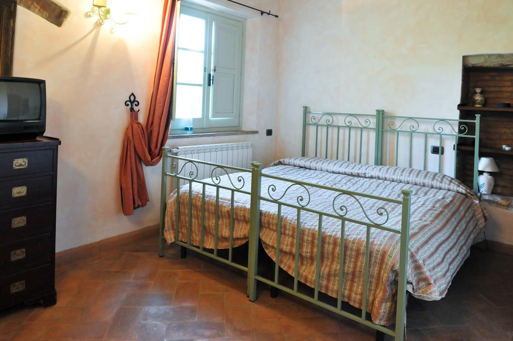 La Fonte Carducciana Villa San Casciano dei Bagni Phòng bức ảnh